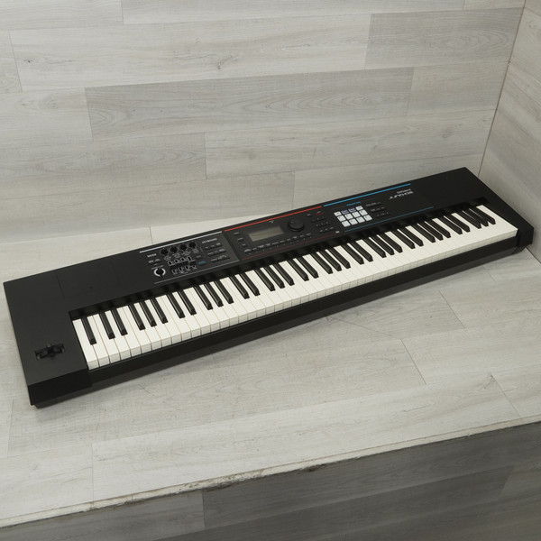 【美品・即買いOK】Roland Juno DS-88 Used Roland Juno DS-88 88-key Keyboard