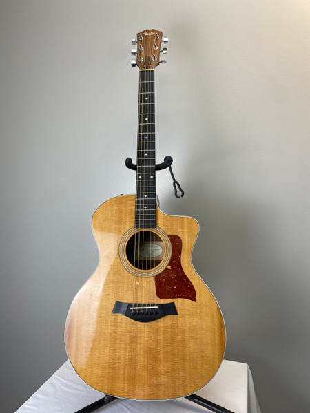 Used Guild 1979 D35 Acoustic Guitars Natural Acoustic Guitars
