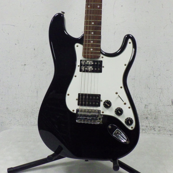 【中古】Squier Affinity Stratocaster Squier by Fender Affinity Series Stratocaster Guitar w