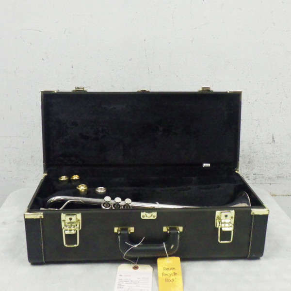 Used Yamaha XENO YTR-8335RG TRUMPET Trumpet