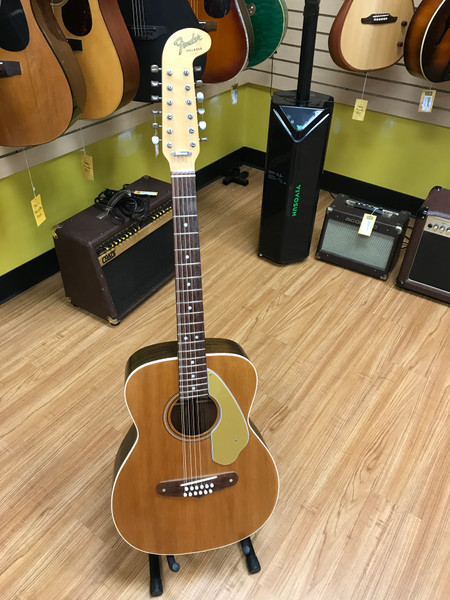 Used Guild 1979 D35 Acoustic Guitars Natural Acoustic Guitars