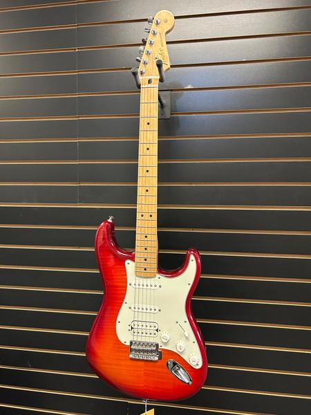 Used Fender 1994 MIM STRAT Electric Guitar Black