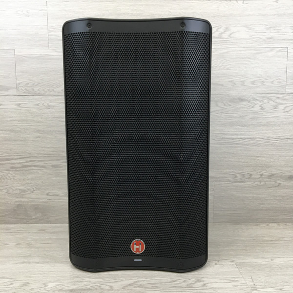 Used Behringer ULTRAWAVE B300 Powered Full Range Speaker Cabinet