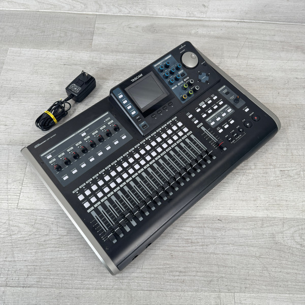 Used Yamaha MG20 MIXER Mixing Console