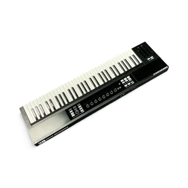 Used Kurzweil K2000 V3 61-Key Keyboard 61-Key