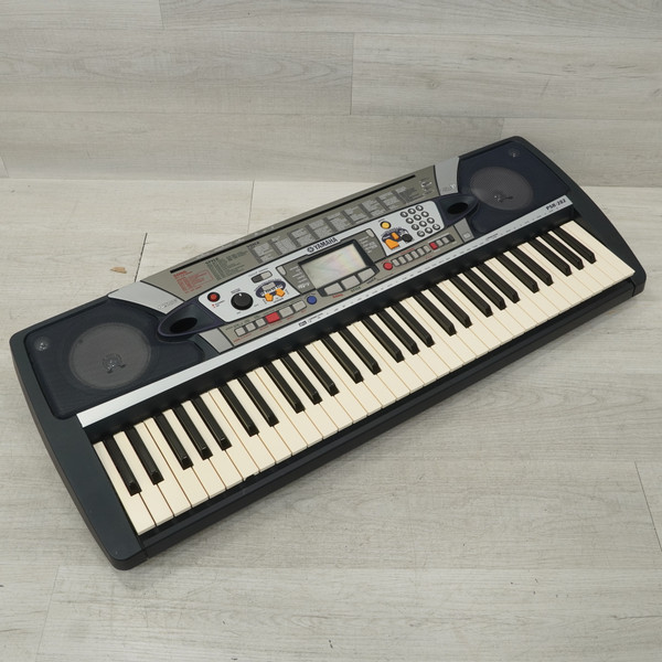 Used Yamaha PSR-32 WITH POWER SUPPLY 61-Key Keyboard 61-Key