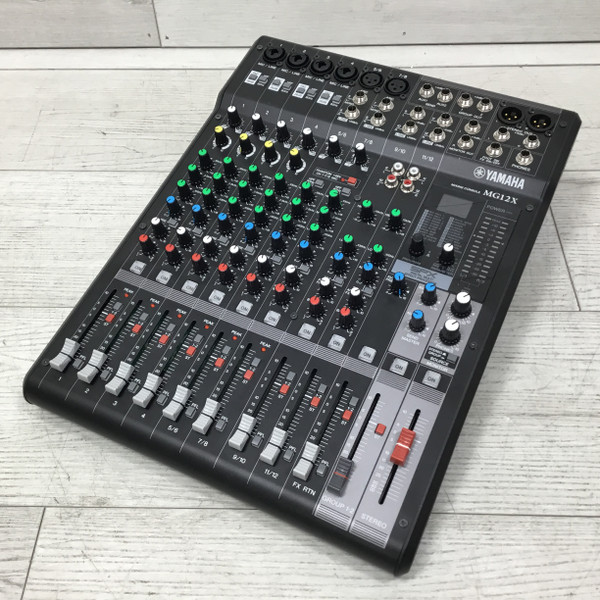 Used Yamaha MG12XU Mixing Console