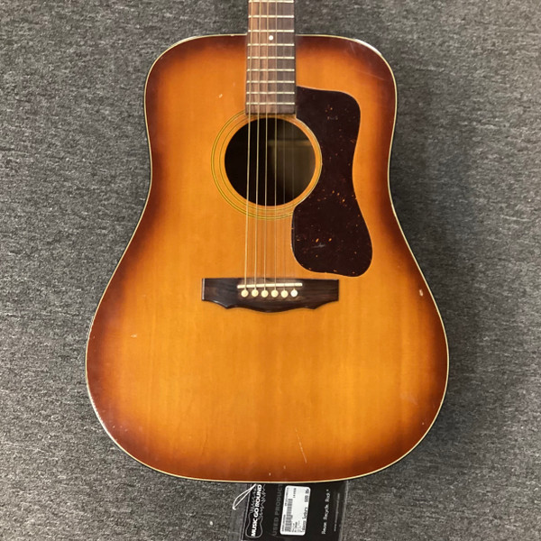 Used Guild 1979 D35 Acoustic Guitars Natural Acoustic Guitars