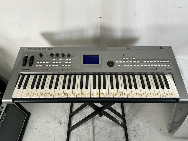Used Yamaha PSR-740 W/ AC AND BAG 61-Key Synthesizer 61-Key
