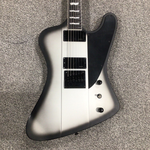 Used Fender MUSTANG MG-65 MADE IN JAPAN Offset Double Cutaway