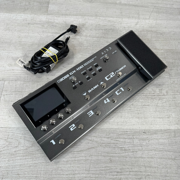 Used Mooer VGE250 AMP MODELING/MULTI-FX Guitar Effects Effects