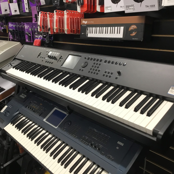 Used Korg TRITON PRO X 88 KEY WORKSTATION 88-Key Synthesizer 88-key
