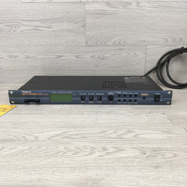 Used TC HELICON VOICETONE CREATE - XT