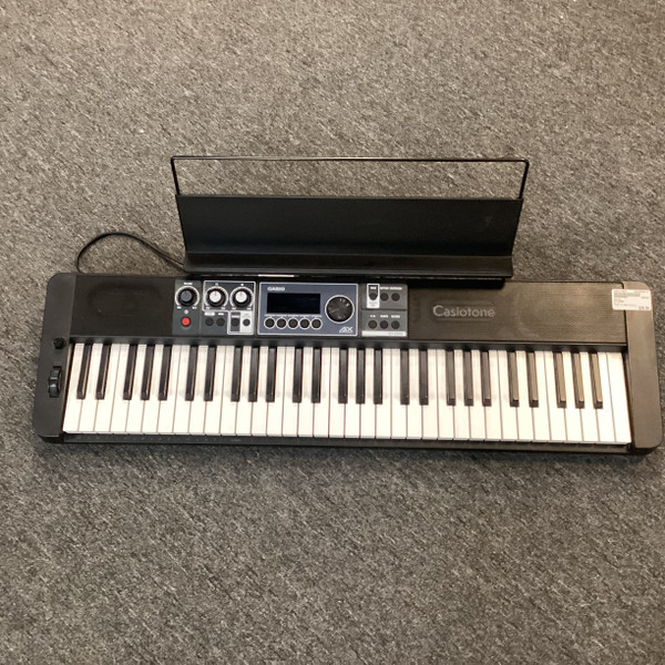 Used Roland GO KEYS GO-61K KEYBOARD 61-Key Keyboard 61-Key