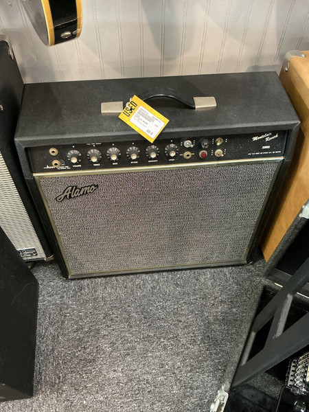 Used MONTGOMERY WARD/SUPRO 62 GVC 9032 1960S Vintage Tube Guitar Combo