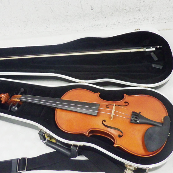 Used ERICH PFRETZSCHNER 4/4 VIOLIN Violin 4/4 Size