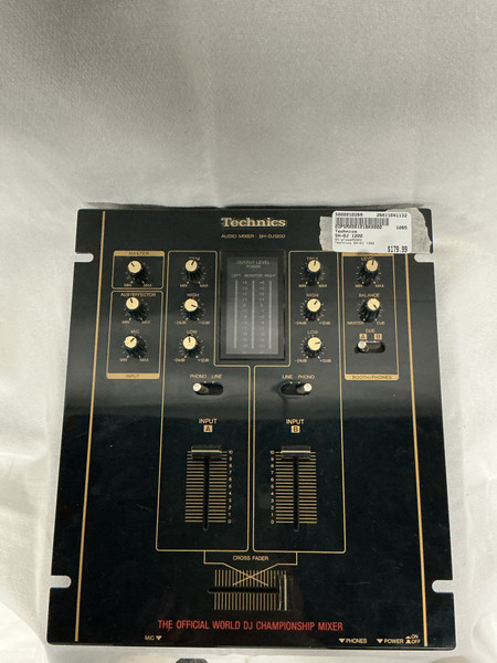 Used Mackie 1604-VLZ PRO Rackmount Mixer