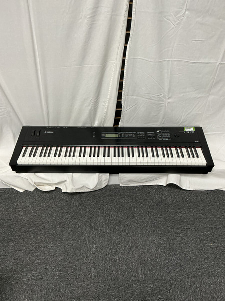 Used Yamaha S80 88-Key Keyboard 88-key