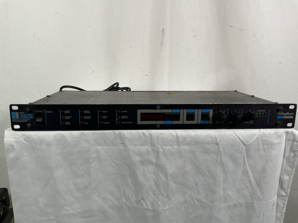 Used Behringer EX3200 ULTRAFEX SOUND ENHANCER Pro Sound Effects Unit
