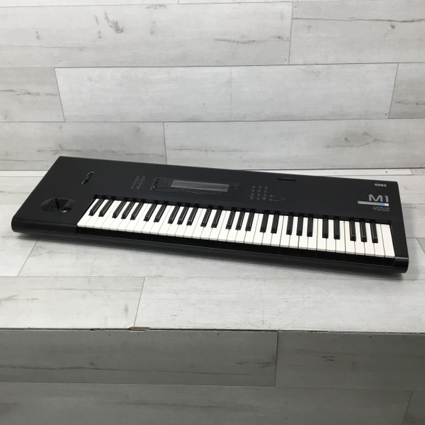 Used Korg KROME EX 61 61-Key Synthesizer 61-Key