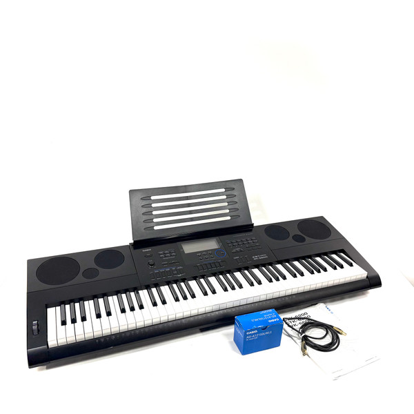 Used Casio WK-6600 76-Key Keyboard