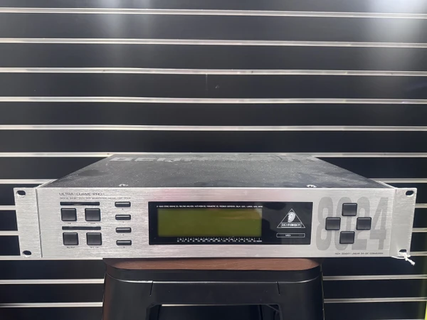 Used BEHRINGER VIRTUALIZER PRO DSP 1024P Rackmount Unit