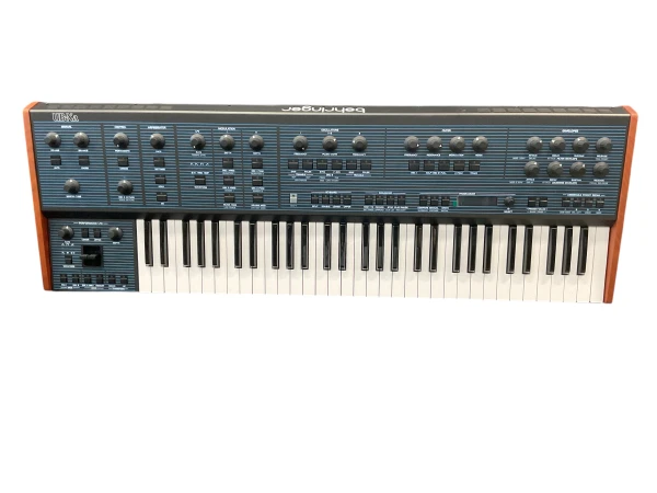 KORG TRITON 61鍵 初代モデル For Parts Korg Triton 61-Key Keyboard Synthesizer Sampler with