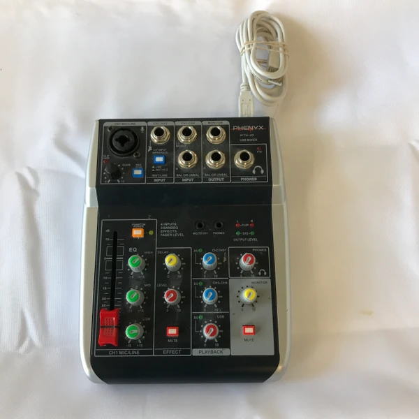 Used Realistic STEREO MIXING CONSOLE Compact Mixer