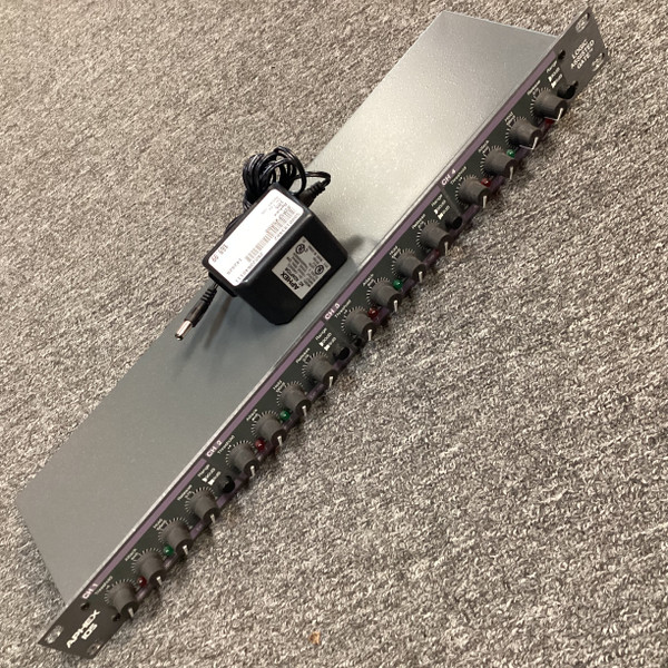 Used TC Electronic C300 DUAL STEREO GATE COMPRESSOR Compressor