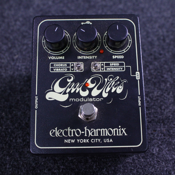 Used Electro Harmonix (E/H) EH 4600 SMALL CLONE Chorus Pedal