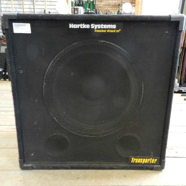 Used Behringer ULTRABASS BB115 1 x 15 Bass Guitar Cabinet 1 x 15