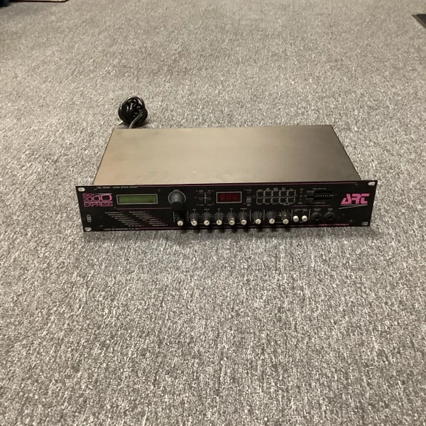 TC HELICON VOICELIVE Touch　中古 中古】 TC HELICON / VoiceLive Touch 【渋谷店】【値下げ