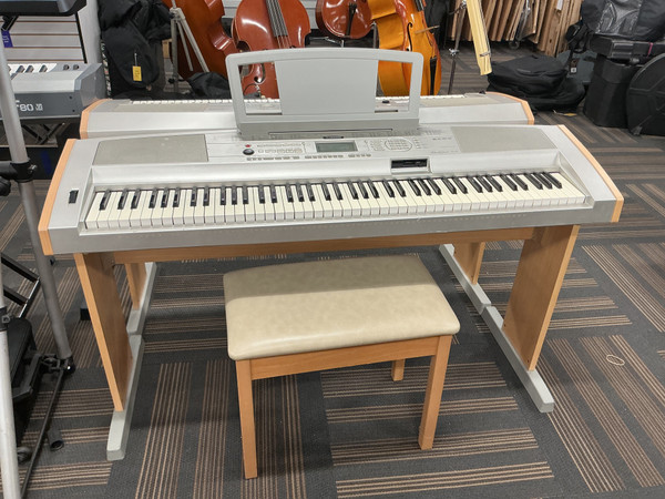 Used Yamaha DGX-500 WITH ALL 88-Key Keyboard 88-key