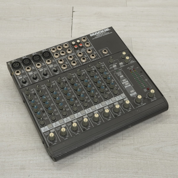 Used Mackie PROFX8 Mixing Console