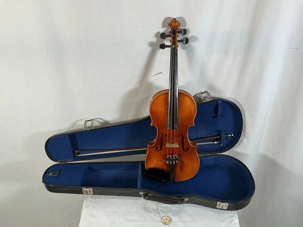 Used FRANZ HOFFMAN 4/4 ETUDE VIOLIN Violin 4/4 Size