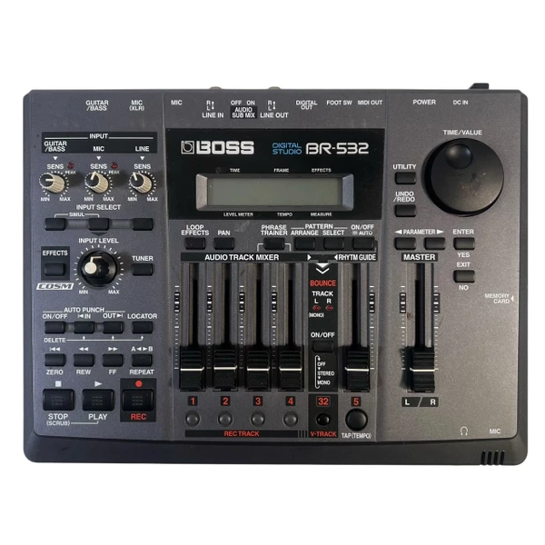 Used Korg D8 DIGITAL RECORDING STUDIO Compact Recording Device