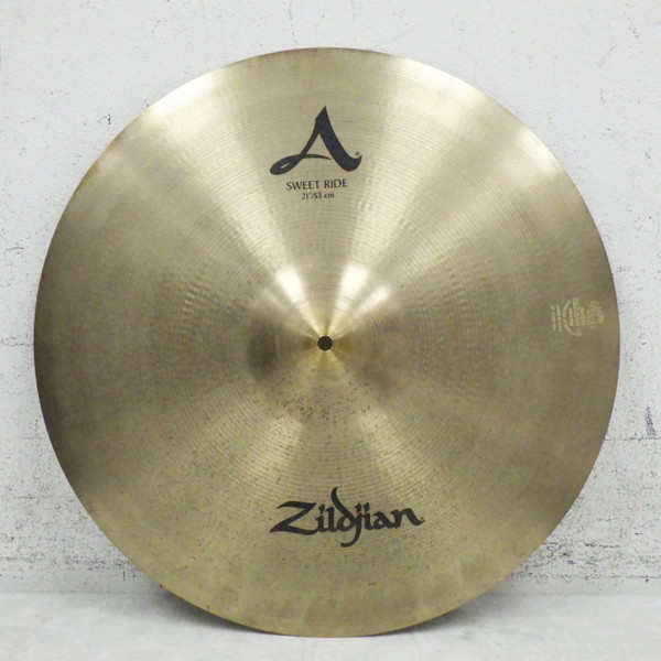 Used Zildjian 24IN A MEDIUM RIDE Ride Cymbal 24