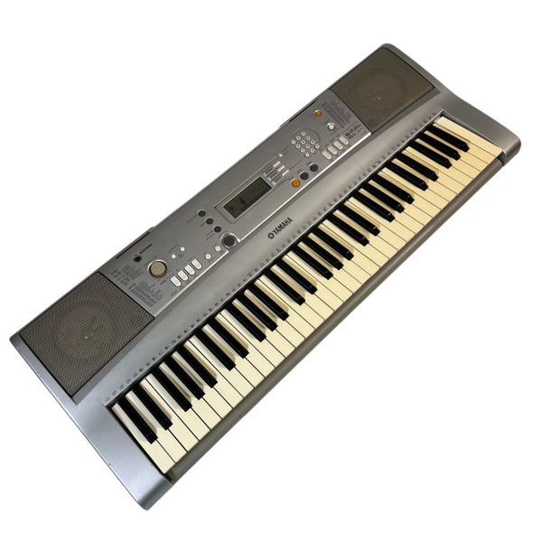 Used Yamaha PSR-E403 61-Key Keyboard 61-Key