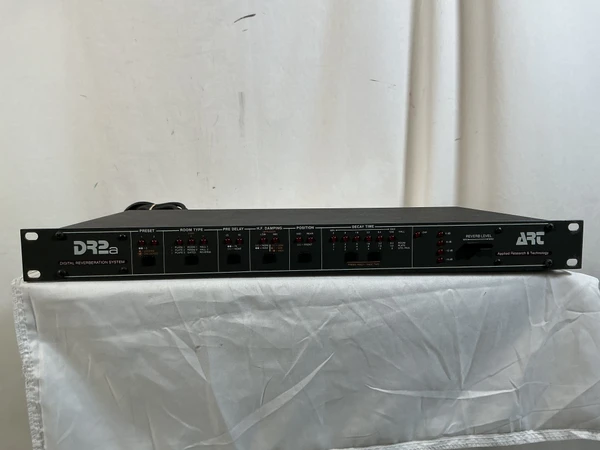 Used Rocktron HUSH IICX Pro Sound Effects Unit Used Rocktron HUSH IICX Pro Sound Effects Unit