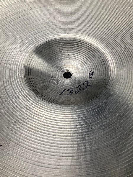 Used Zildjian 18 A MEDIUM RIDE Cymbal 18