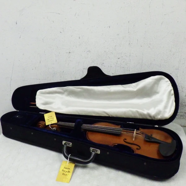 Used E.R. PFRETZSCHNER 4/4 STRAD COPY Violin 4/4 Size