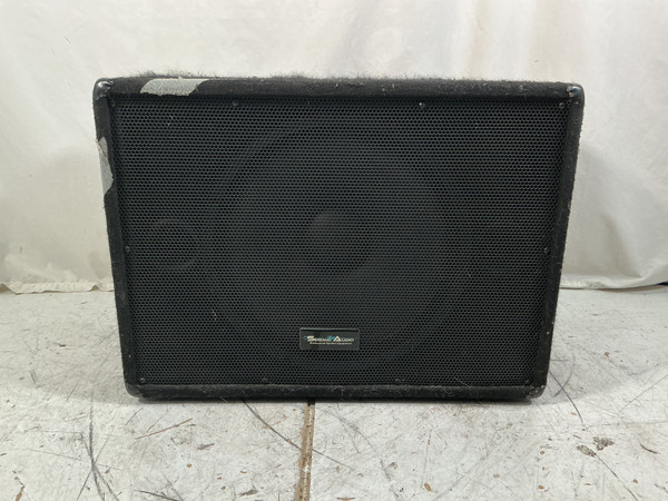 Used Behringer ULTRABASS BA115 1 x 15 Bass Guitar Cabinet 1 x 15