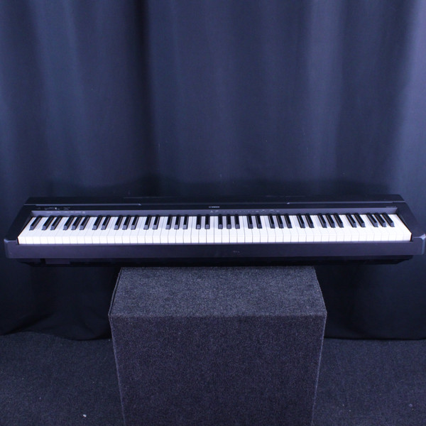 Used Yamaha Clavinova CLP-560 Digital Piano - 88-key - Local