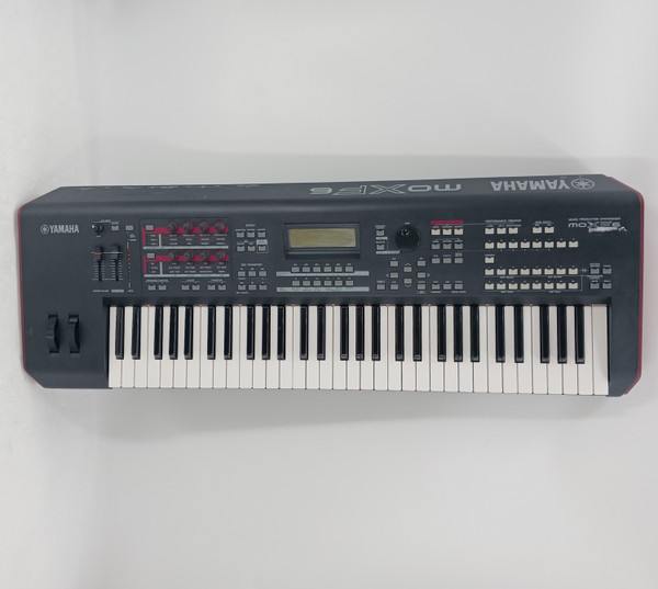 KORG KROME 61鍵 BLUEシンセサイザー（メンテナンス済み） Korg Krome-61-BL Blue Keyboard Synthesizer with Soft Case and