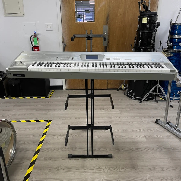 Used Korg TRITON PRO X WEIGHTED 88 KEY 88-Key Keyboard 88-key