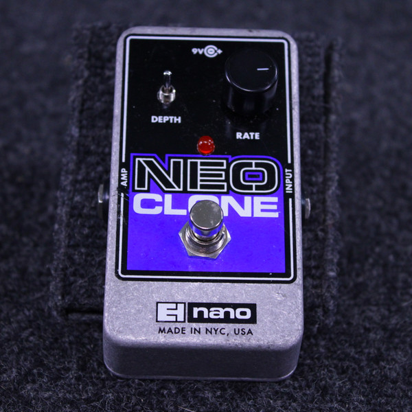 Used Electro Harmonix (E/H) NEO CLONE CHORUS Chorus Pedal