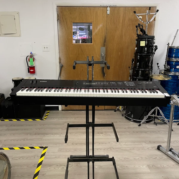 【動作確認済み】YAMAHA S80 88鍵 S80 88鍵シンセサイザー【動作確認済み】 YAMAHA シンセサイザー