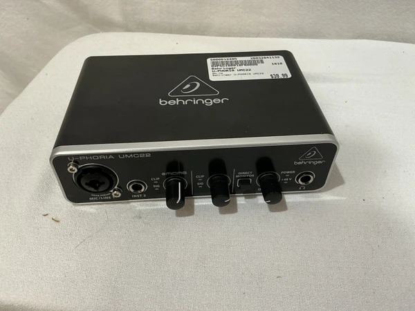 Used Behringer U-PHORIA UMC202HD Computer Interface 2 A/D Used Behringer U-PHORIA UMC202HD Computer Interface 2 A/D
