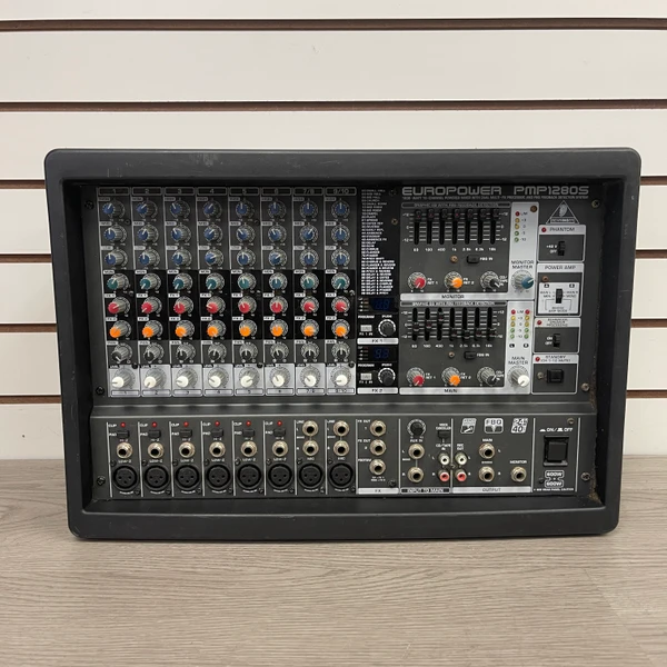 Used Mackie ONYX 1620I Mixing Console