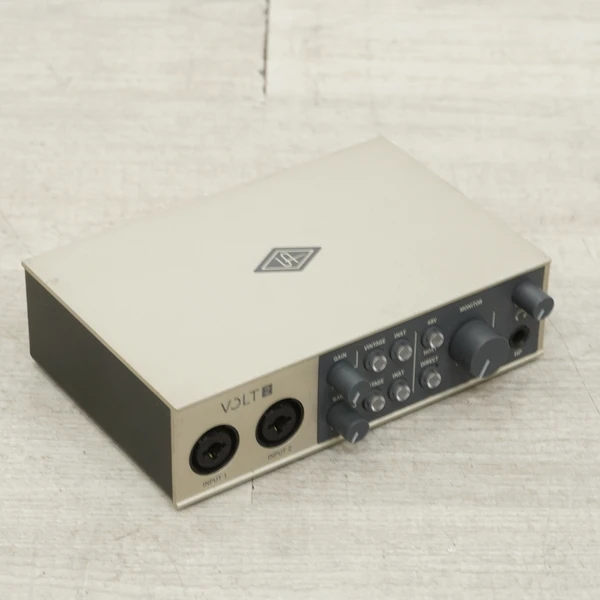 Used Behringer ULTRAGAIN DIGITAL ADA8200 INTERFACE Computer